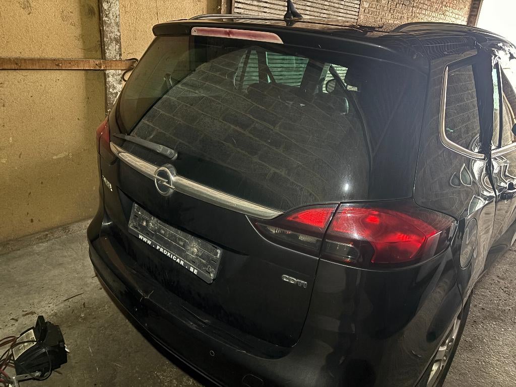 FEU ARRIERE OPEL ZAFIRA C, Autos : Pièces & Accessoires, Éclairage, Opel, Utilisé, Enlèvement