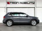 Volkswagen Tiguan Tiguan 1.5 TSI Elegance DSG CAMERA*LED*ACC, Autos, Argent ou Gris, Achat, Entreprise, Alcantara