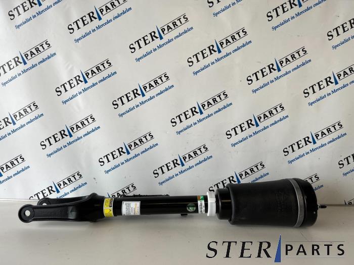 Schokdemperpoot links-voor van een Mercedes ML-Klasse, 12 maanden garantie, -, Nieuw, Ophalen of Verzenden