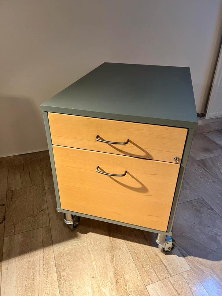 GRATIS AF TE HALEN!!! Verrijdbaar design archiefkastje, Maison & Meubles, Armoires | Commodes, Utilisé, Autres essences de bois