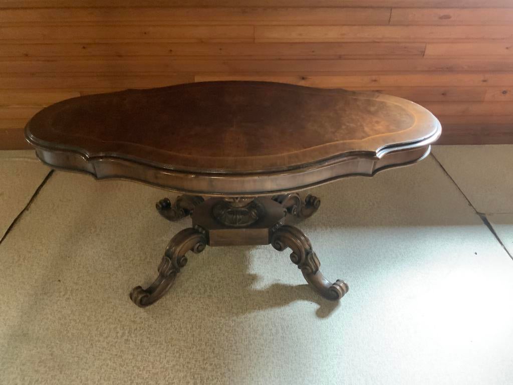 Salontafel in notelaar hout, Ophalen, Zo goed als nieuw