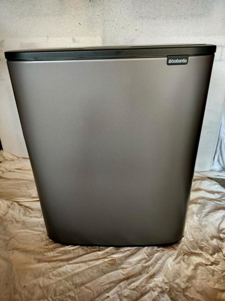 Brabantia Touch platine 60 litres (demandez 2 x 30) nouveau , Maison & Meubles, Accessoires pour la Maison | Poubelles, Neuf, Métal