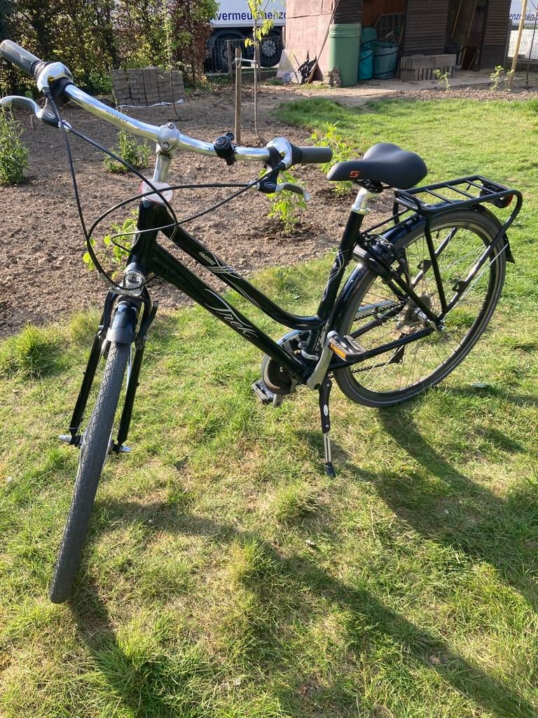 Damesfiets ( zwart), Fietsen en Brommers, Ophalen, Gebruikt, Overige merken