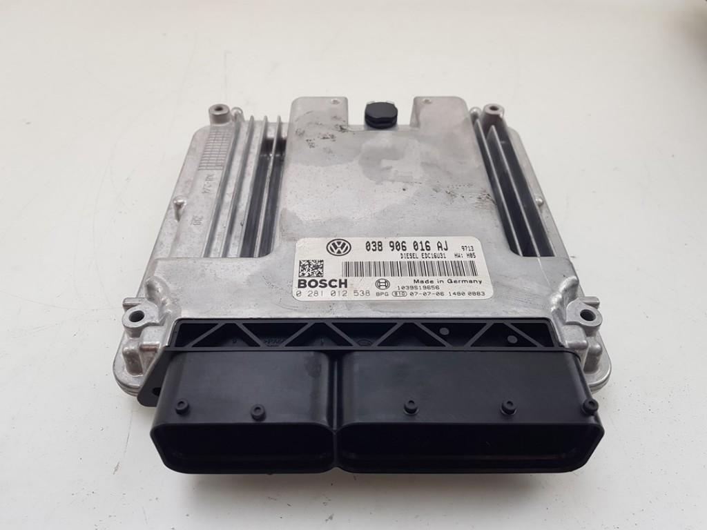 CALCULATEUR MOTEUR ECU Transporter T5 (|038906016AJ|), Utilisé, Volkswagen