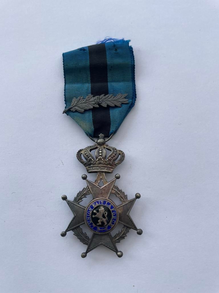 Medaille Albert WOI FRENCH MADE RARE, Verzamelen, Militaria | Algemeen, Ophalen of Verzenden