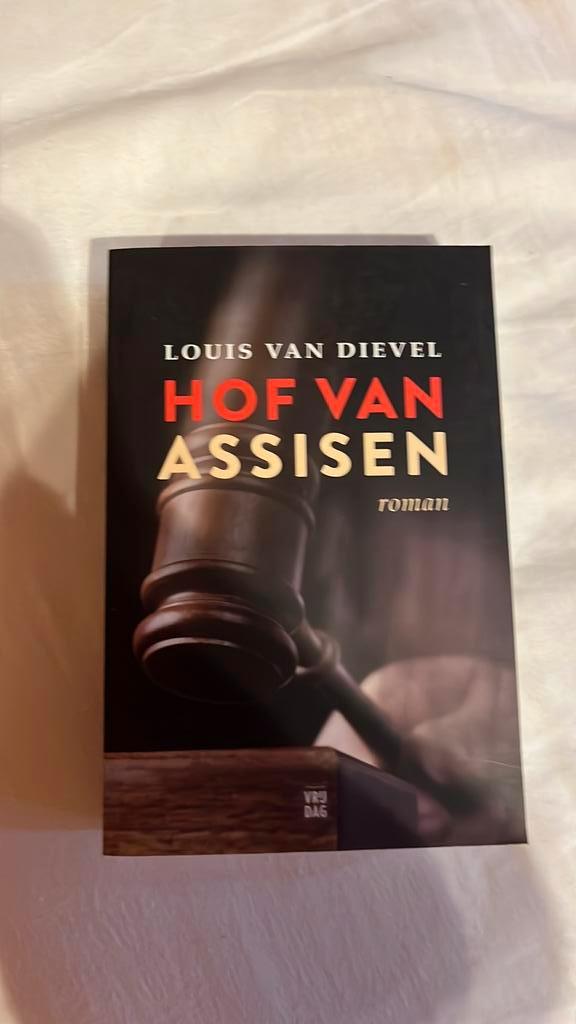 Louis van Dievel - Hof van assisen, Boeken, Literatuur, Ophalen of Verzenden