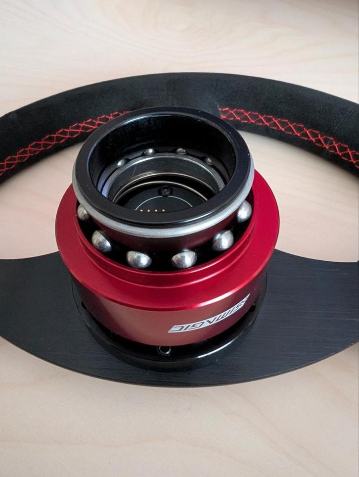 Simagic P-330R Alcantara+ direksiyon simidi (hızlı açma mekanizmalı), Bilgisayarlar ve Yazılımlar, Joystickler, Teslim Alma veya Kargo