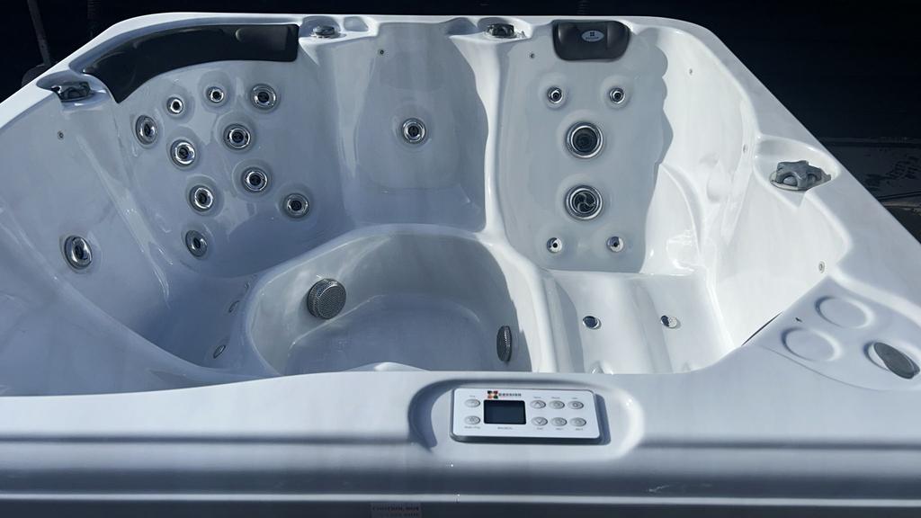 ❤️‍🔥 Gebruikte jacuzzi ❤️‍🔥 5 personen 1 jaar garantie, Tuin en Terras, Ophalen of Verzenden, Zo goed als nieuw