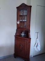 Hoekkast, vitrinekast in eik, Ophalen