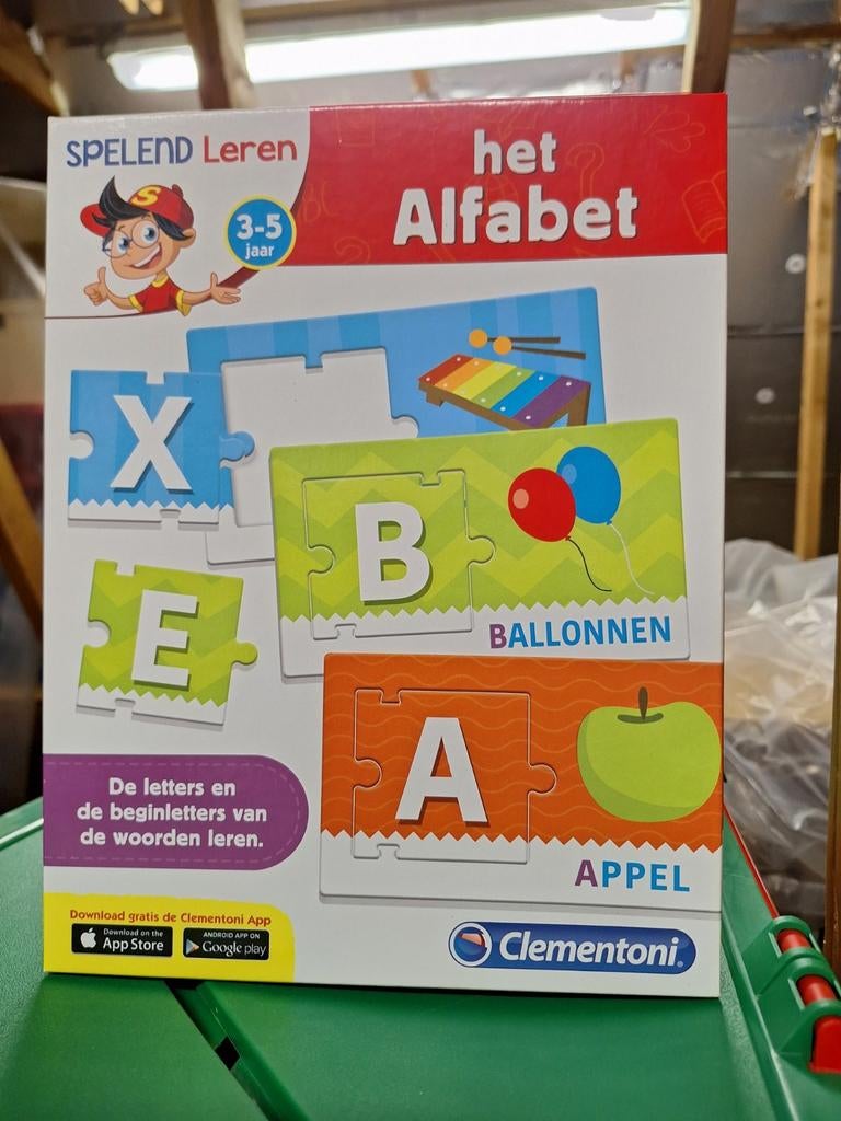 Alfabet spelend leren., Ophalen