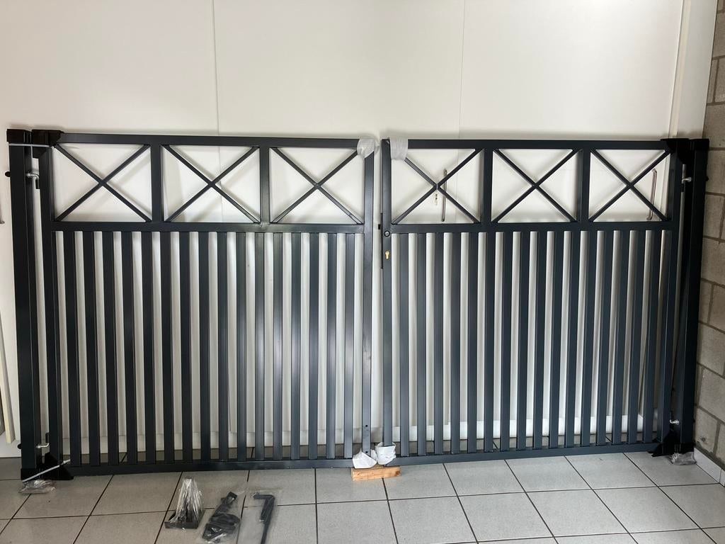 Tuinpoort 3 m lang op 1,5m hoog, Ophalen of Verzenden, Zo goed als nieuw