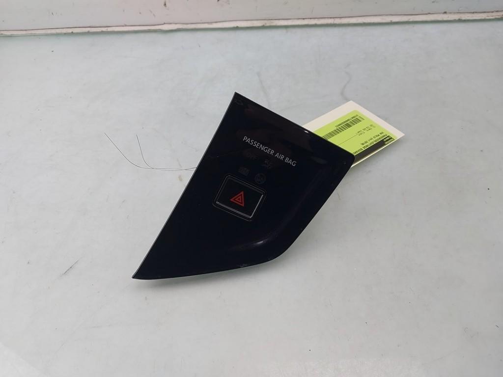 ALARMLICHTEN SCHAKELAAR Volkswagen Polo VI (AW1), Gebruikt, Volkswagen