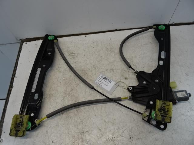 VITRE MECANISME AVANT GAUCHE Ford Mondeo V (C04391101), Utilisé, Ford