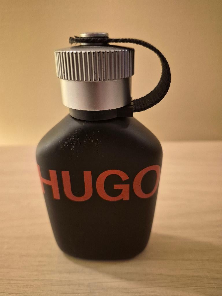 Een lege Hugo Boss parfumfles van 75 ml, Ophalen of Verzenden, Gebruikt, Parfumfles