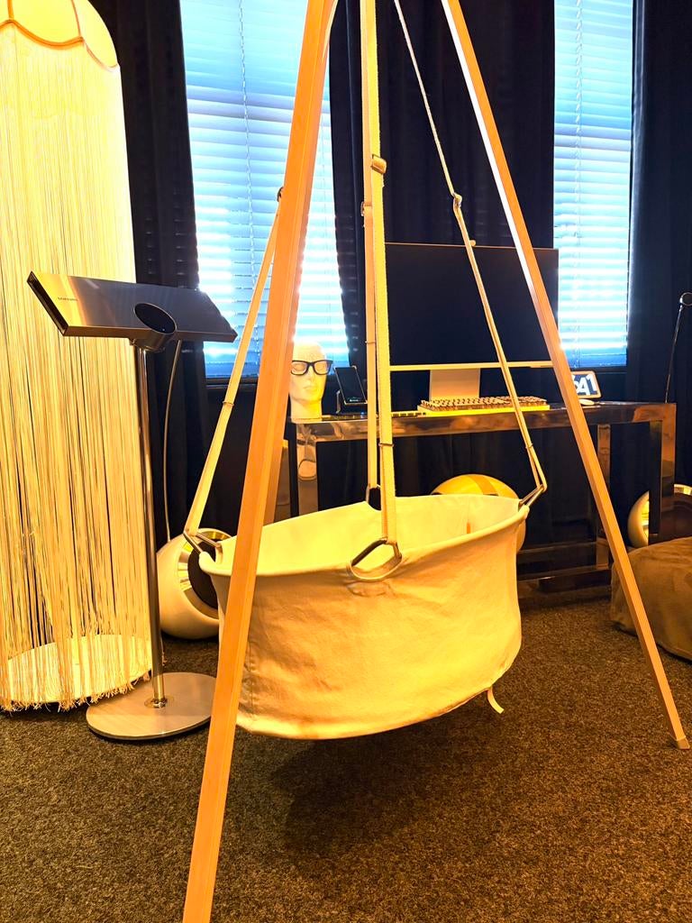 Kinderbedje/wieg Merk Leander, Ophalen, Zo goed als nieuw, Wieg