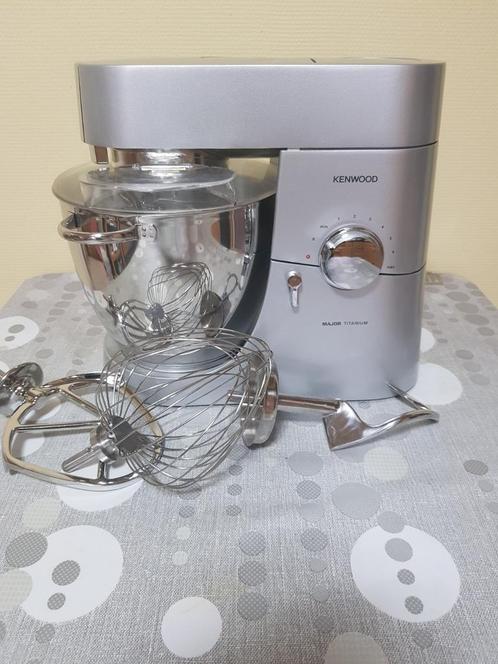 Kenwood Titanium, Elektronische apparatuur, Keukenmixers, Zo goed als nieuw, Ophalen of Verzenden