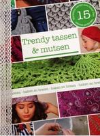 Trendy tassen & mutsen (haken en breien), Boeken, Breien en Haken, Ophalen