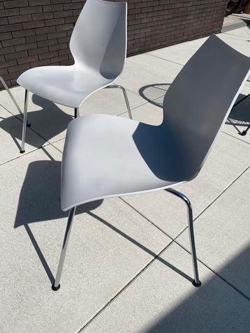 Stoelen Kartell beschikbaar voor biedingen