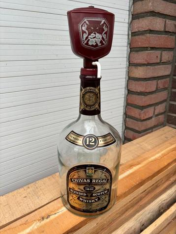 Chivas Regal - 3,78l met pompje beschikbaar voor biedingen