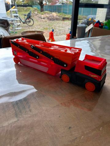 Transportwagen hotwheels beschikbaar voor biedingen