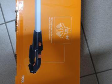 Tronçonneuse telescopique. wors. Neuve servi 1fois ...100€, Enlèvement, Neuf, Worx