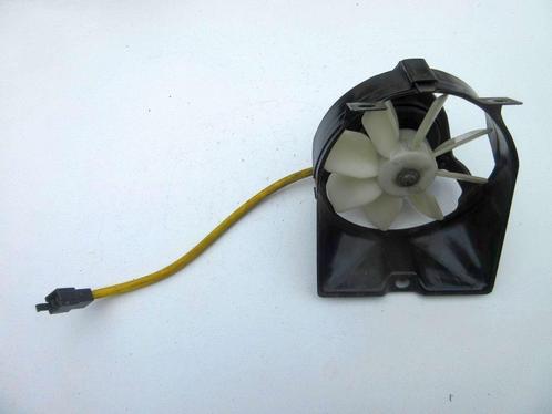 Honda VF750F radiator fan R VF 750 koelvin cooling koel fan, Motos, Pièces | Honda, Utilisé, Enlèvement ou Envoi