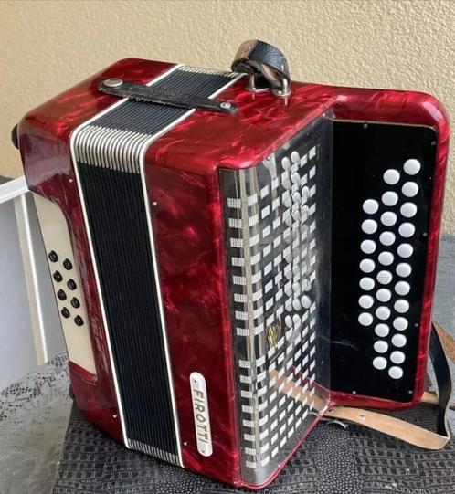 Mooie Firotti Trekzak knopaccordeon model 322., Muziek en Instrumenten, Accordeons, Zo goed als nieuw, Knopaccordeon, Met koffer