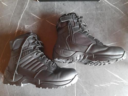 Chaussures d'intervention pointure 43, Kleding | Heren, Schoenen, Zo goed als nieuw, Zwart, Ophalen of Verzenden