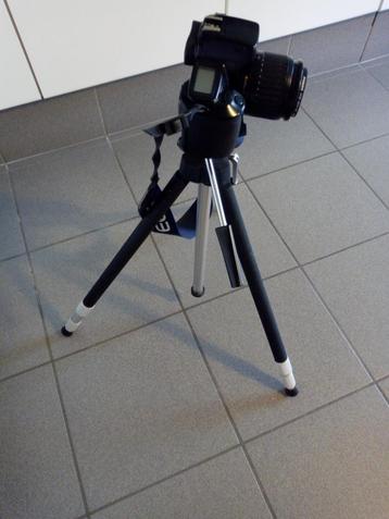 Vintage Tripod Slick 