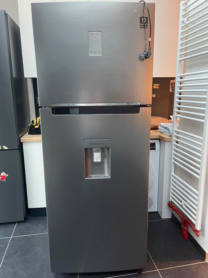 Samsung Koelkast/diepvries, Elektronische apparatuur, Koelkasten en IJskasten, Zo goed als nieuw, Ophalen