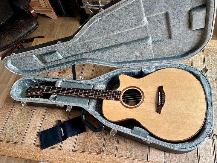 Furch Red Pure GC - LC elektroakoestische gitaar, Muziek en Instrumenten, Snaarinstrumenten | Gitaren | Akoestisch, Zo goed als nieuw