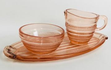 Antiek vintage Art Deco depression glas tafelsetje beschikbaar voor biedingen