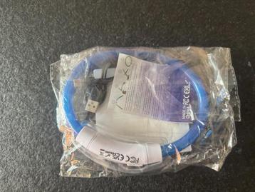splinternieuwe lichtgevende blauwe hondenhalsband beschikbaar voor biedingen