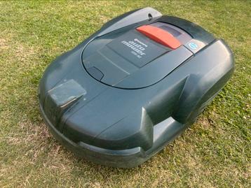 Husqvarna automower 220, (2200m2) met nieuwe batterij!, Enlèvement ou Envoi, Utilisé, Husqvarna
