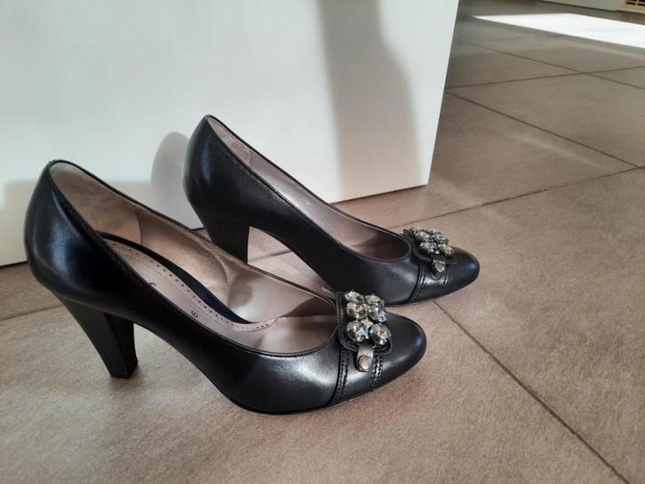 mooie feestelijke schoenen, Vêtements | Femmes, Chaussures, Comme neuf, Escarpins, Noir, Enlèvement