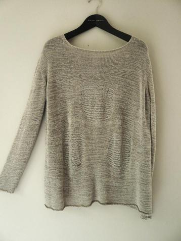 Pull beige ample Sarah Pacini comme neuf