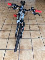 Jongensfiets Rockrider 300, Fietsen en Brommers, Ophalen, Zo goed als nieuw, 24 inch, Versnellingen