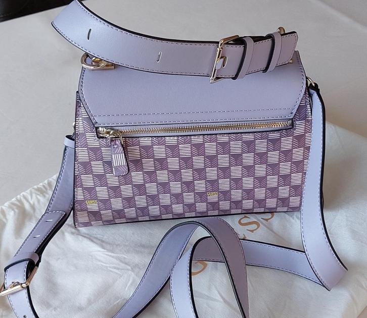 Guess HANDTAS lila, Handtassen en Accessoires, Tassen | Damestassen, Nieuw, Handtas, Paars, Ophalen of Verzenden