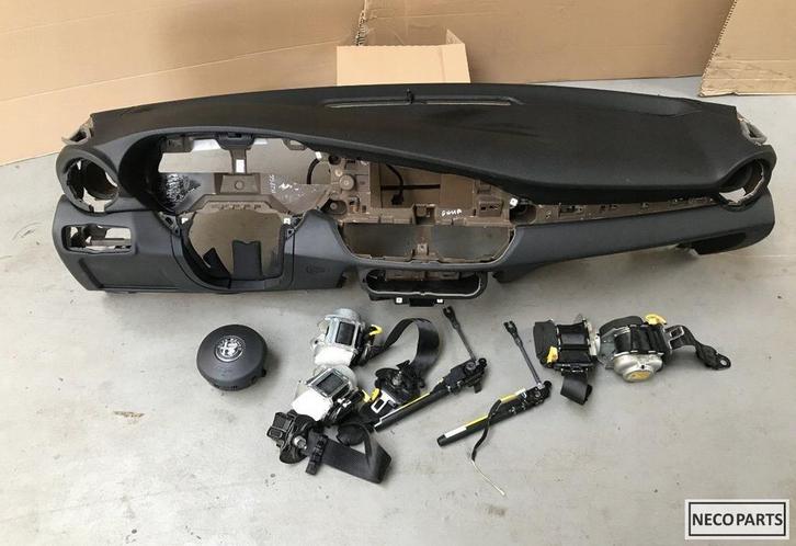 ALFA ROMEO GIULIA AIRBAG AIRBAGSET ALLES LEVERBAAR !!!, Auto-onderdelen, Dashboard en Schakelaars, Alfa Romeo, Gebruikt, Ophalen of Verzenden