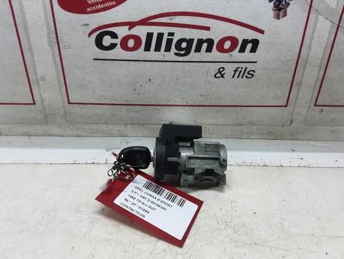 CONTACTSLOT Opel Corsa B (73 / 78 / 79) (26034041), Auto-onderdelen, Overige Auto-onderdelen, Opel, Gebruikt