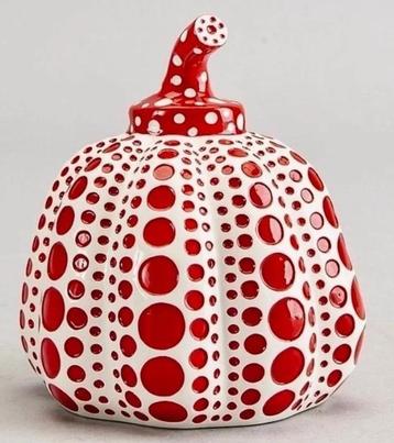 Yayoi Kusama: prachtige sculptuur met originele doos  beschikbaar voor biedingen