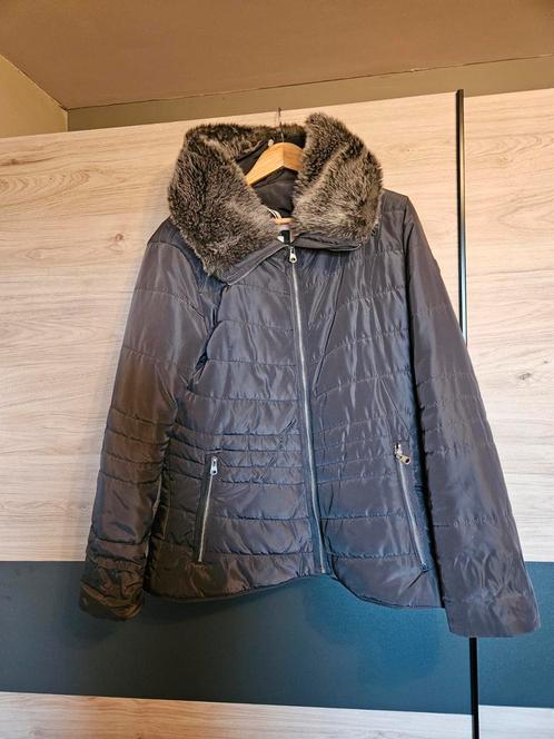 Jas S.Oliver, Kleding | Dames, Broeken en Pantalons, Zo goed als nieuw, Maat 46/48 (XL) of groter, Grijs, Driekwart, Ophalen