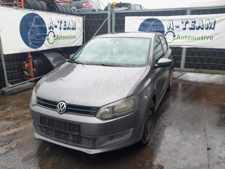 VOORKOP Volkswagen Polo V (6R) (01-2009/10-2017), Auto-onderdelen, Carrosserie, Volkswagen, Gebruikt