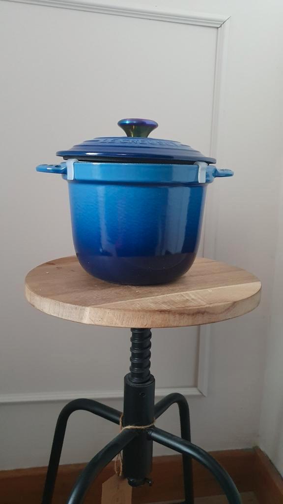 Cocotte Every in Geëmailleerd Gietijzer, Huis en Inrichting, Keuken | Potten en Pannen, Nieuw, Gietijzer, Ophalen of Verzenden