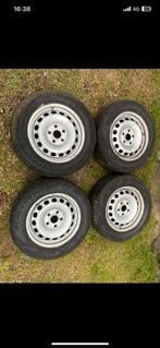 Banden 195/65/15 waren op VW caddy, Auto-onderdelen, Banden en Velgen, Ophalen, Band(en)