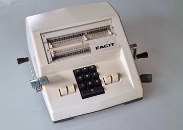 Vintage rekenmachine: FACIT 1004 - Collector beschikbaar voor biedingen