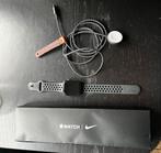 Apple watch SE NIKE versie 44mm, Enlèvement ou Envoi, Utilisé, Gris, IOS