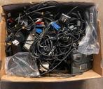 Doos vol kabels en voedingen – diverse types, Audio, Tv en Foto, Audiokabels en Televisiekabels, Ophalen, Gebruikt, Overige kabels