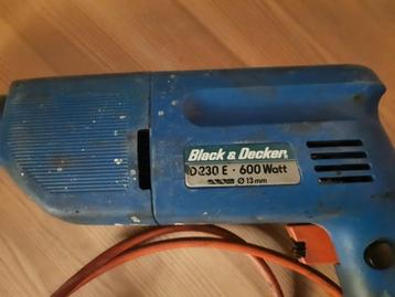 Marteau perforateur Black & Decker disponible aux enchères