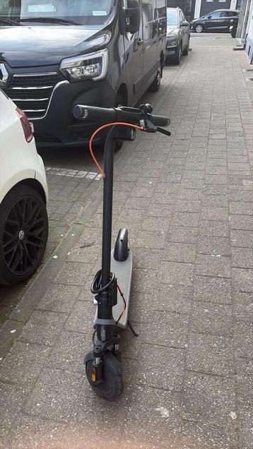 Ninebot E2 Plus en parfait état., Enlèvement, Comme neuf, Step électrique (E-scooter), Segway ninebot